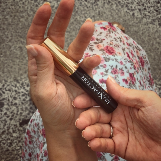 Testiram Lux-Factor serum za rast trepalnic