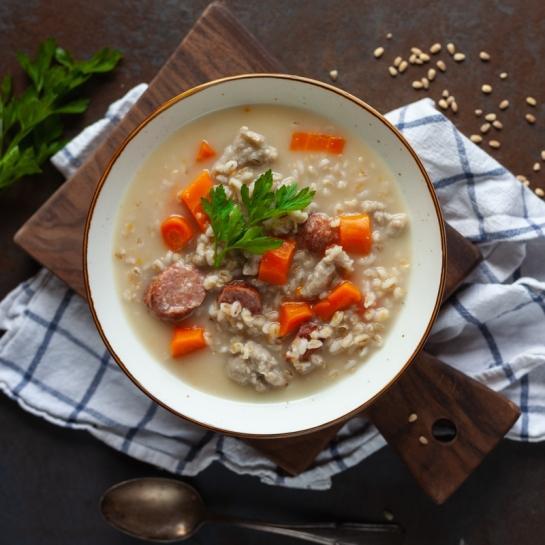 Ričet s korenjem in ajdovimi žličniki