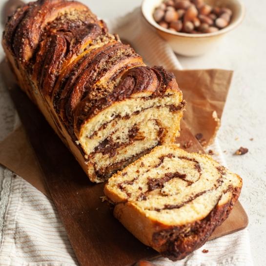 Lešnikovo čokoladna babka