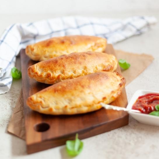 Mehke mlečne calzone pize