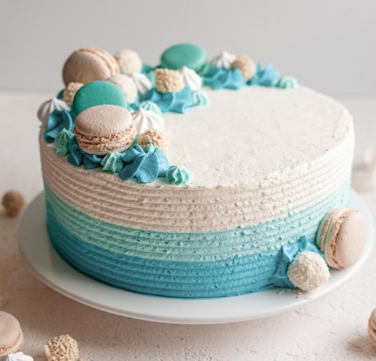 Smetanova torta modra pravljica